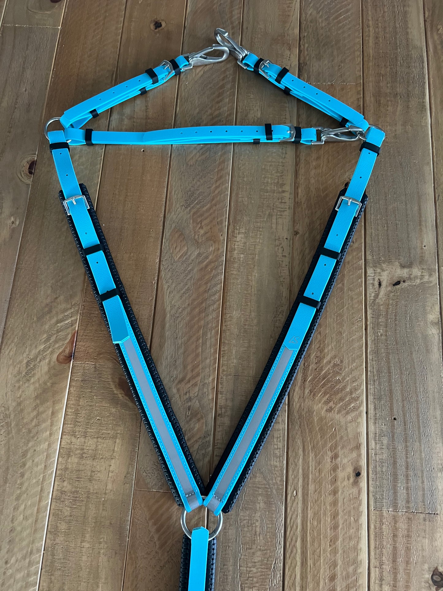 Reflective Breastplate - Light Blue